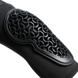 scarabeo-pro-knee-guards.jpg