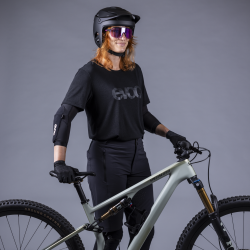 304003100_ELBOW_PROTECTOR_LS_FLEX_LITE_dt03_1920x1920.png