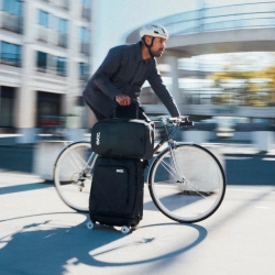 URBAN_BACKPACK_BLACK_2.webp
